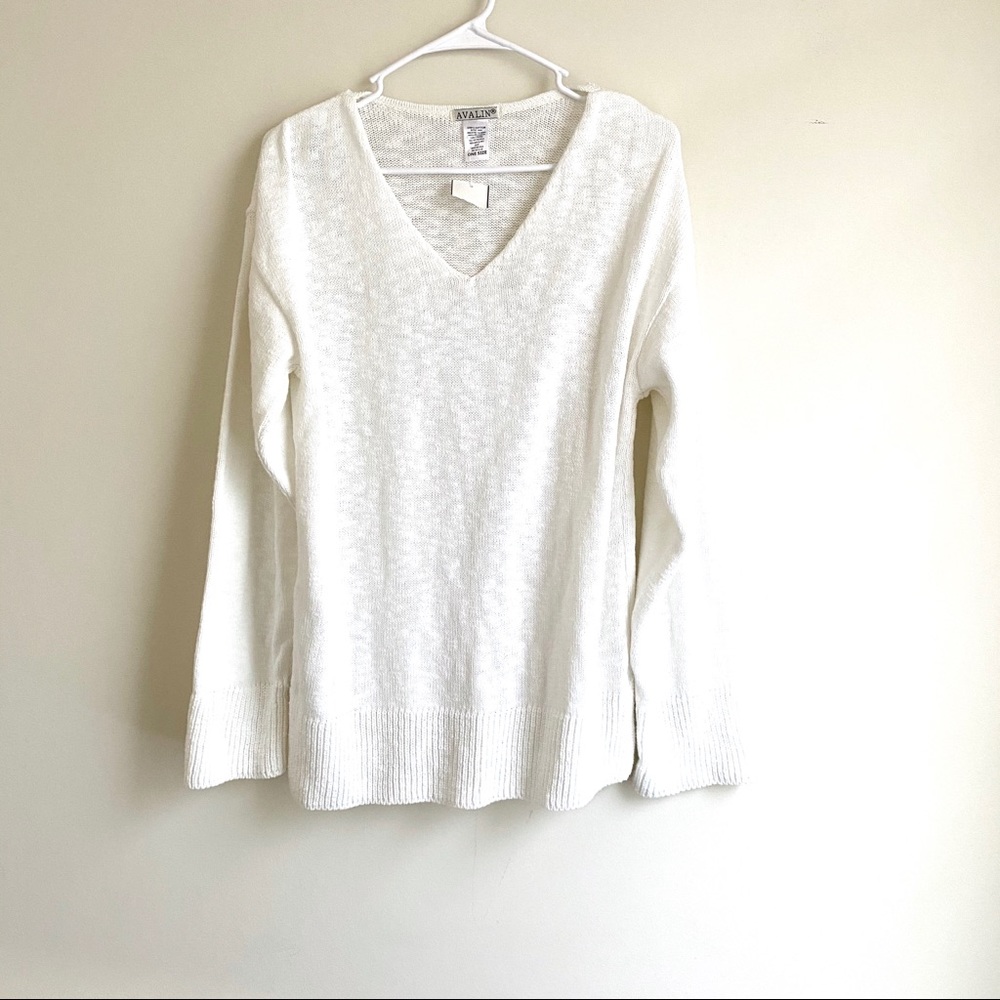 Avalin White V Neck Cotton Knit Sweater NWT